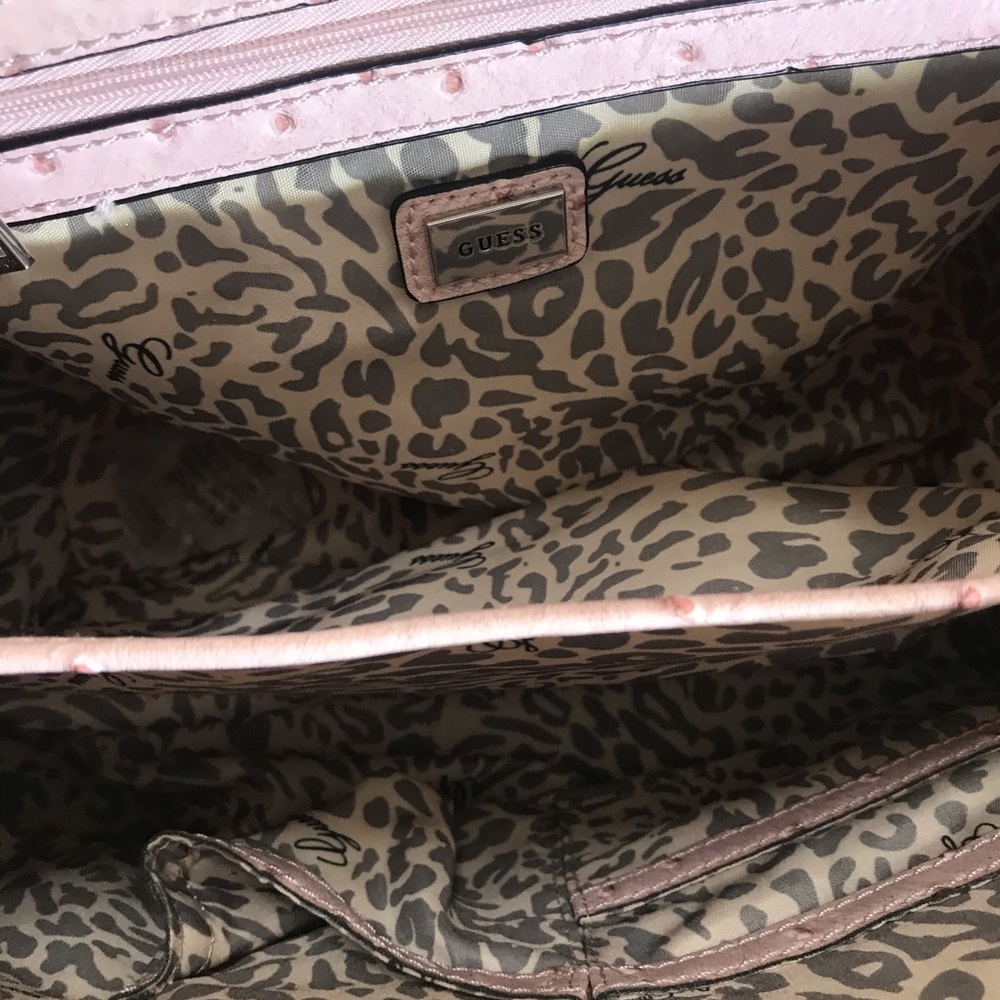 GUESS “Bandon” Handbag - Picture 6 of 6